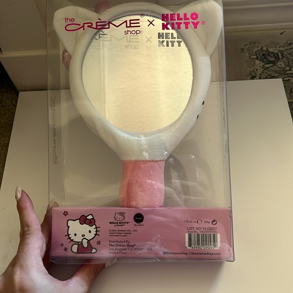 NIB the creme shop x hello kitty LE plush hello kitty portable mirror - Picture 3 of 9